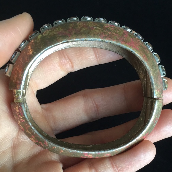 Chunky Cuff Hinged Bangle Bracelet - Picture 4 of 12